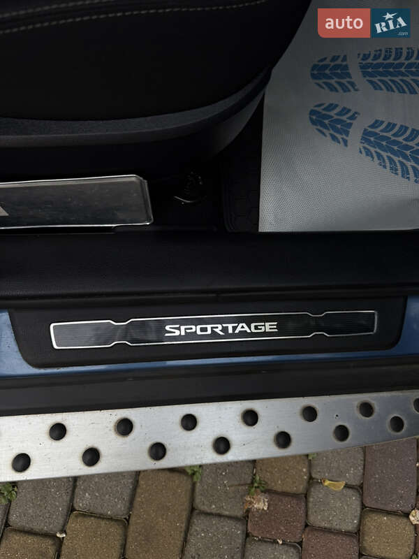 Внедорожник / Кроссовер Kia Sportage 2014 в Тячеве