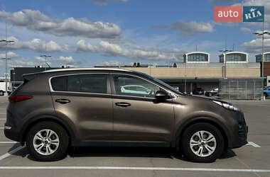 Внедорожник / Кроссовер Kia Sportage 2017 в Львове