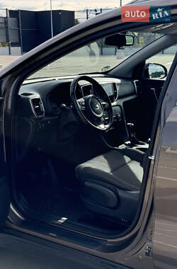 Внедорожник / Кроссовер Kia Sportage 2017 в Львове