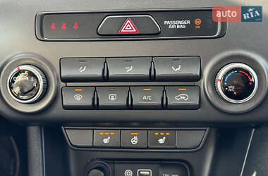 Внедорожник / Кроссовер Kia Sportage 2017 в Львове