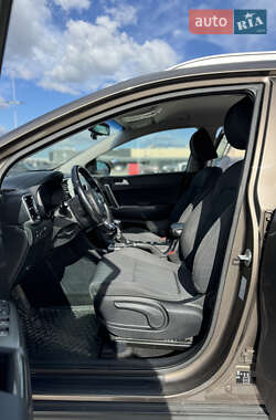 Внедорожник / Кроссовер Kia Sportage 2017 в Львове