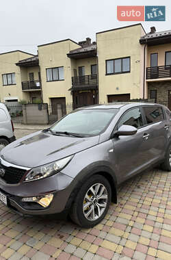 Позашляховик / Кросовер Kia Sportage 2016 в Стрию