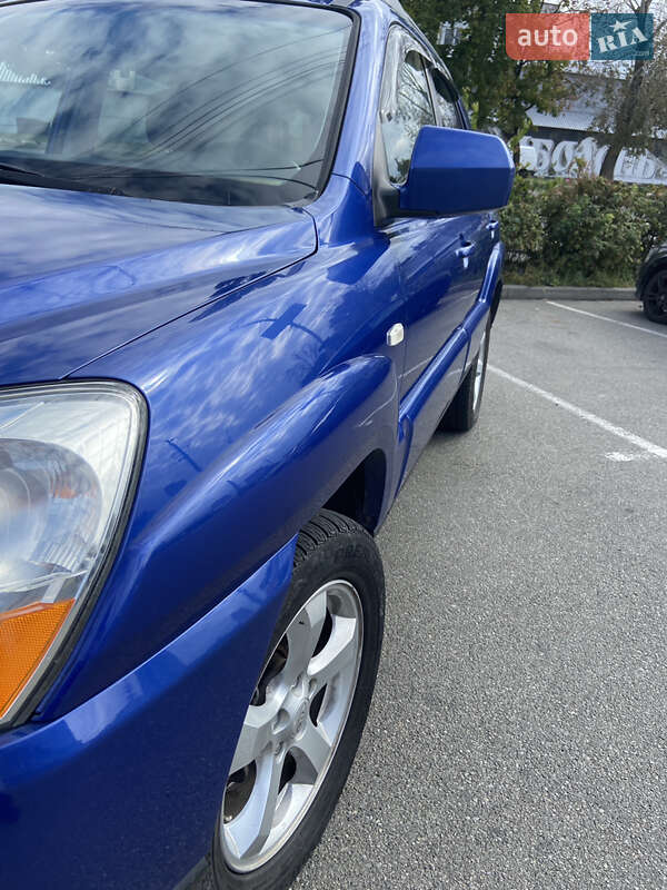 Внедорожник / Кроссовер Kia Sportage 2008 в Киеве