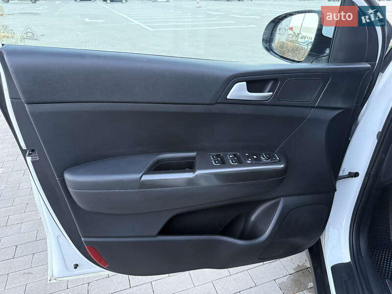 Внедорожник / Кроссовер Kia Sportage 2018 в Одессе