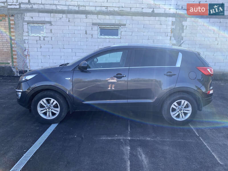 Внедорожник / Кроссовер Kia Sportage 2012 в Ямполе