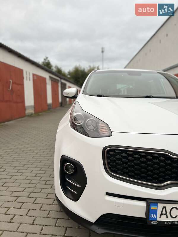 Позашляховик / Кросовер Kia Sportage 2016 в Луцьку фото 39 Позашляховик / Кросовер Kia Sportage 2016 в Луцьку