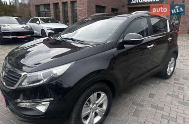Позашляховик / Кросовер Kia Sportage 2011 в Рівному