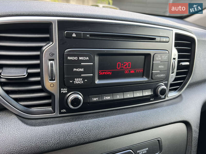 Позашляховик / Кросовер Kia Sportage 2016 в Миколаєві