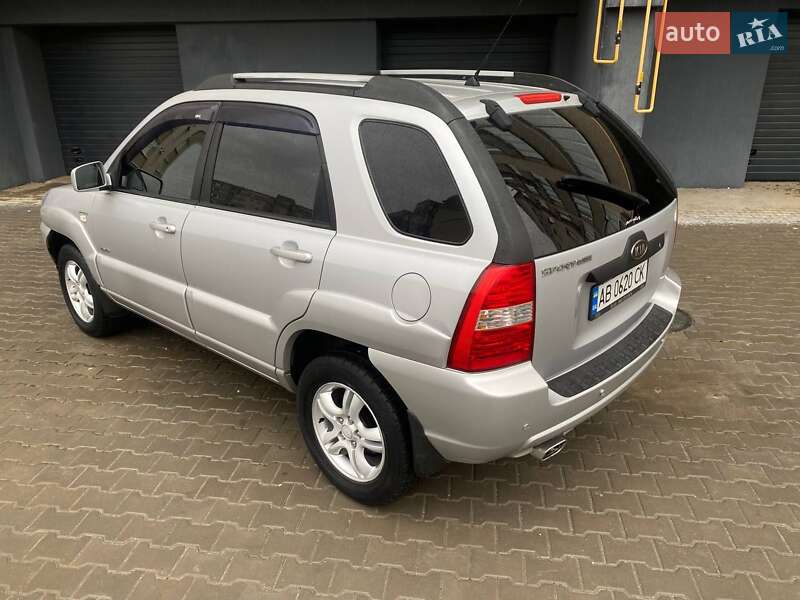 Позашляховик / Кросовер Kia Sportage 2007 в Вінниці