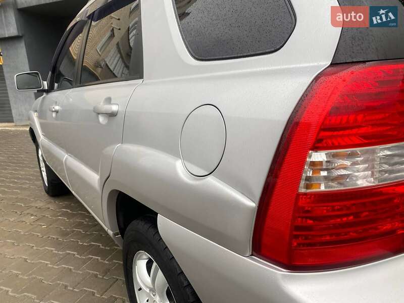 Позашляховик / Кросовер Kia Sportage 2007 в Вінниці