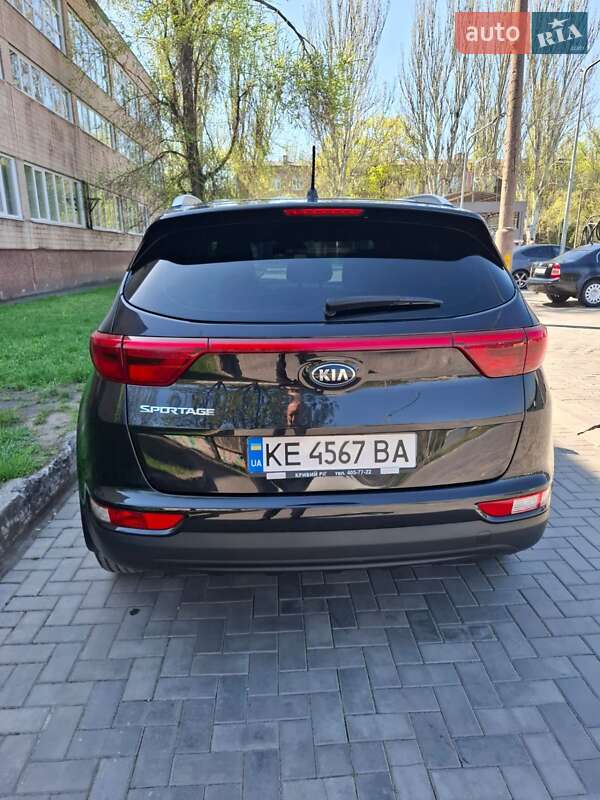 Позашляховик / Кросовер Kia Sportage 2016 в Кривому Розі