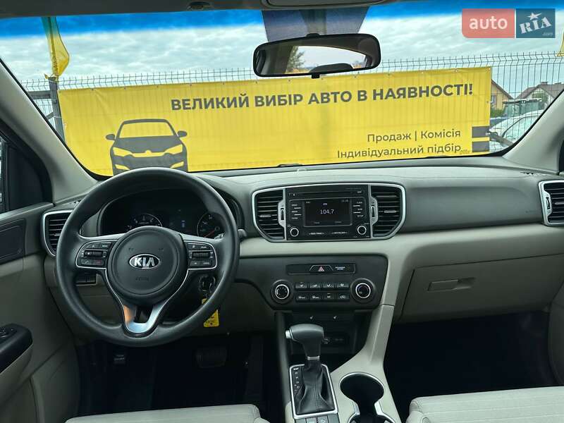 Внедорожник / Кроссовер Kia Sportage 2017 в Львове