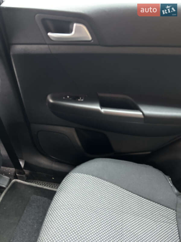 Внедорожник / Кроссовер Kia Sportage 2019 в Золотоноше