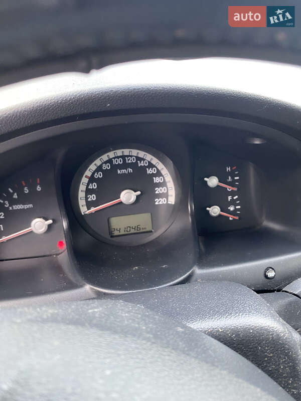 Внедорожник / Кроссовер Kia Sportage 2005 в Павлограде фото 12 Внедорожник / Кроссовер Kia Sportage 2005 в Павлограде