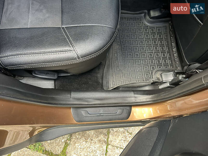 Позашляховик / Кросовер Kia Sportage 2016 в Одесі фото 16 Позашляховик / Кросовер Kia Sportage 2016 в Одесі