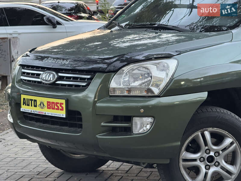Позашляховик / Кросовер Kia Sportage 2005 в Миколаєві