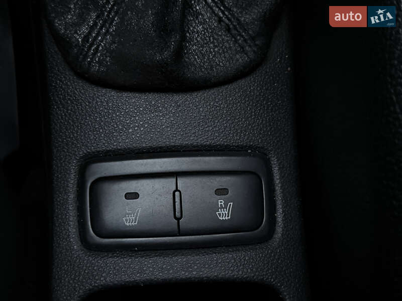 Позашляховик / Кросовер Kia Sportage 2005 в Миколаєві