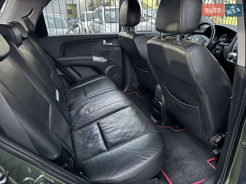Позашляховик / Кросовер Kia Sportage 2005 в Миколаєві