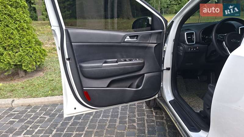 Внедорожник / Кроссовер Kia Sportage 2020 в Киеве