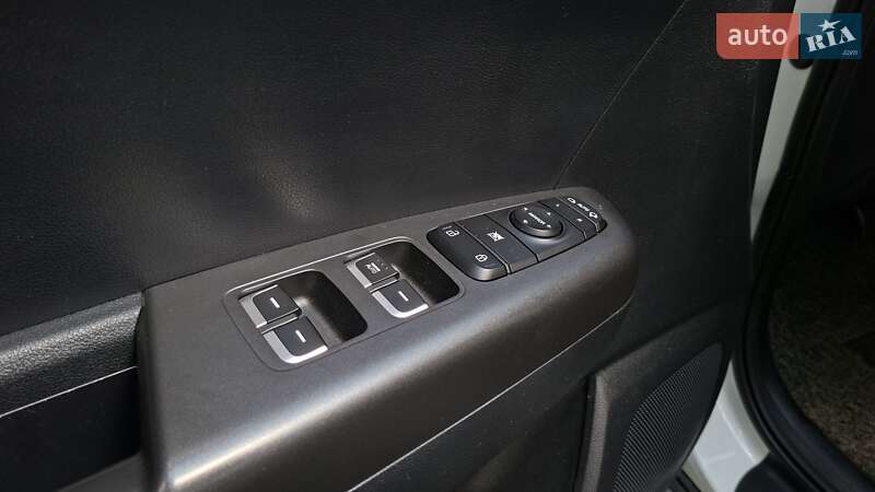 Внедорожник / Кроссовер Kia Sportage 2020 в Киеве