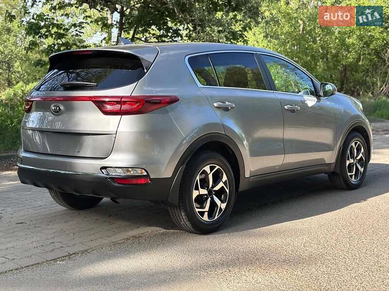 Позашляховик / Кросовер Kia Sportage 2021 в Києві фото 10 Позашляховик / Кросовер Kia Sportage 2021 в Києві