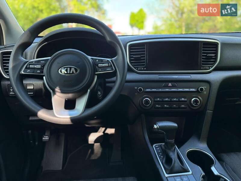 Позашляховик / Кросовер Kia Sportage 2021 в Києві фото 21 Позашляховик / Кросовер Kia Sportage 2021 в Києві