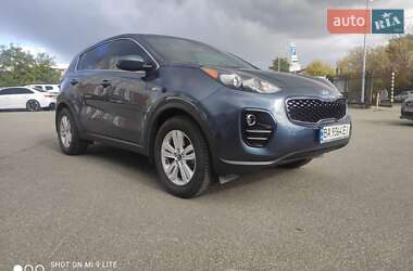 Внедорожник / Кроссовер Kia Sportage 2017 в Киеве
