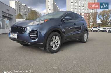 Внедорожник / Кроссовер Kia Sportage 2017 в Киеве
