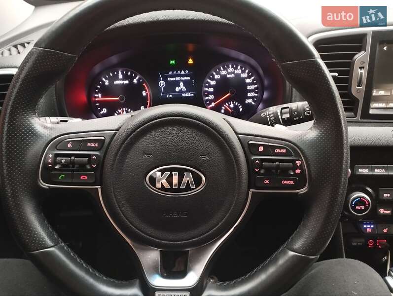 Внедорожник / Кроссовер Kia Sportage 2017 в Киеве фото 16 Внедорожник / Кроссовер Kia Sportage 2017 в Киеве