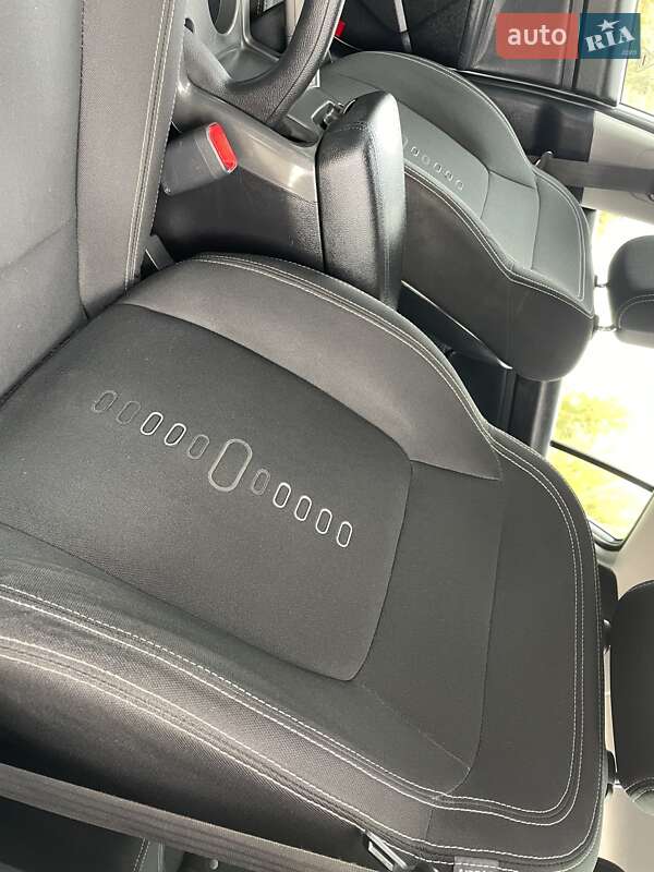 Позашляховик / Кросовер Kia Sportage 2012 в Ковелі