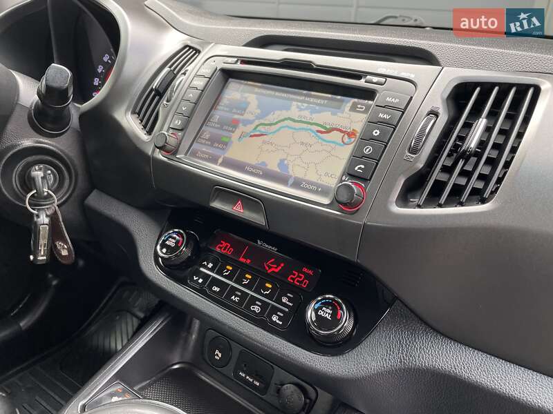 Позашляховик / Кросовер Kia Sportage 2012 в Ковелі