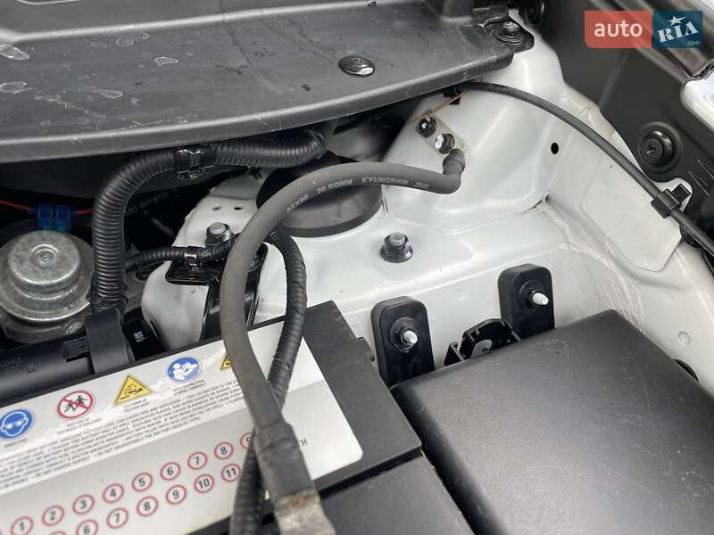 Позашляховик / Кросовер Kia Sportage 2012 в Ковелі