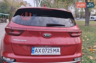 Позашляховик / Кросовер Kia Sportage 2018 в 