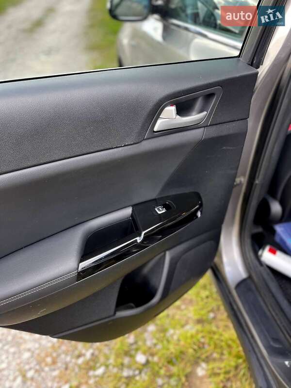 Позашляховик / Кросовер Kia Sportage 2018 в Вінниці