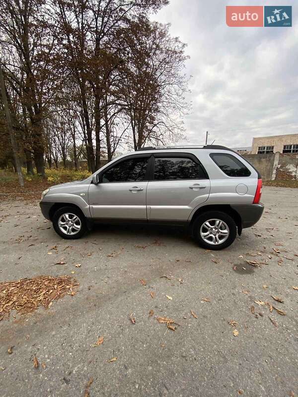 Внедорожник / Кроссовер Kia Sportage 2007 в Харькове