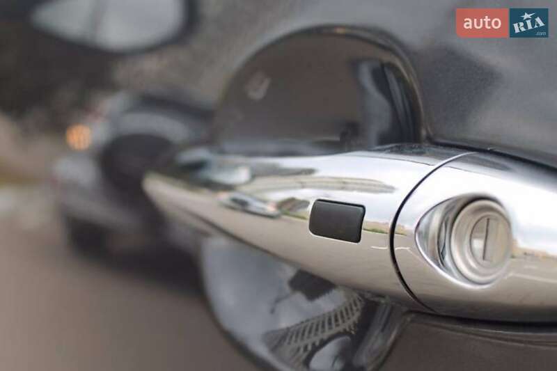 Внедорожник / Кроссовер Kia Sportage 2010 в Харькове