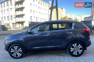 Позашляховик / Кросовер Kia Sportage 2010 в 