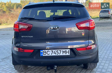 Позашляховик / Кросовер Kia Sportage 2010 в 