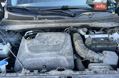 Позашляховик / Кросовер Kia Sportage 2010 в 