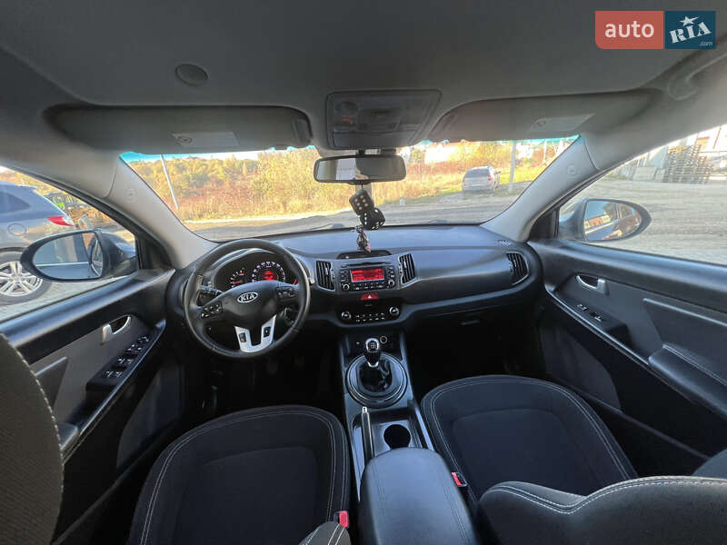 Позашляховик / Кросовер Kia Sportage 2010 в Тернополі фото 51 Позашляховик / Кросовер Kia Sportage 2010 в Тернополі