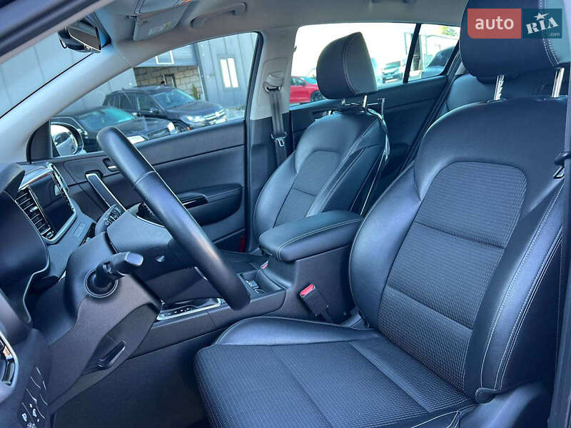 Внедорожник / Кроссовер Kia Sportage 2021 в Львове