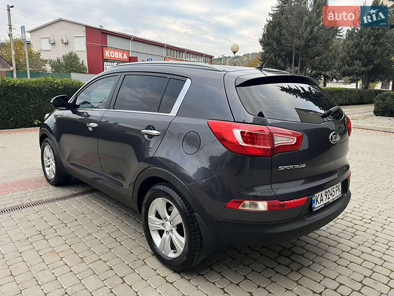 Внедорожник / Кроссовер Kia Sportage 2013 в Могилев-Подольске фото 24 Внедорожник / Кроссовер Kia Sportage 2013 в Могилев-Подольске