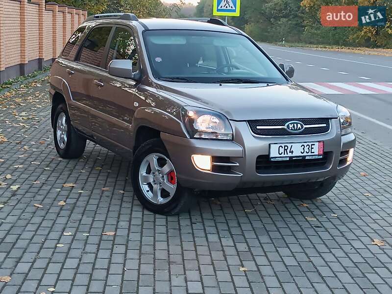 Внедорожник / Кроссовер Kia Sportage 2008 в Красилове