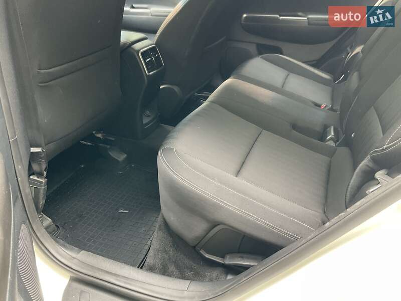 Внедорожник / Кроссовер Kia Sportage 2016 в Киеве фото 18 Внедорожник / Кроссовер Kia Sportage 2016 в Киеве