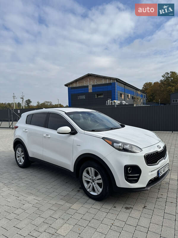 Позашляховик / Кросовер Kia Sportage 2016 в Львові фото 12 Позашляховик / Кросовер Kia Sportage 2016 в Львові
