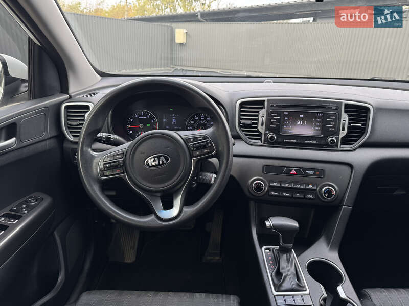Позашляховик / Кросовер Kia Sportage 2016 в Львові фото 25 Позашляховик / Кросовер Kia Sportage 2016 в Львові