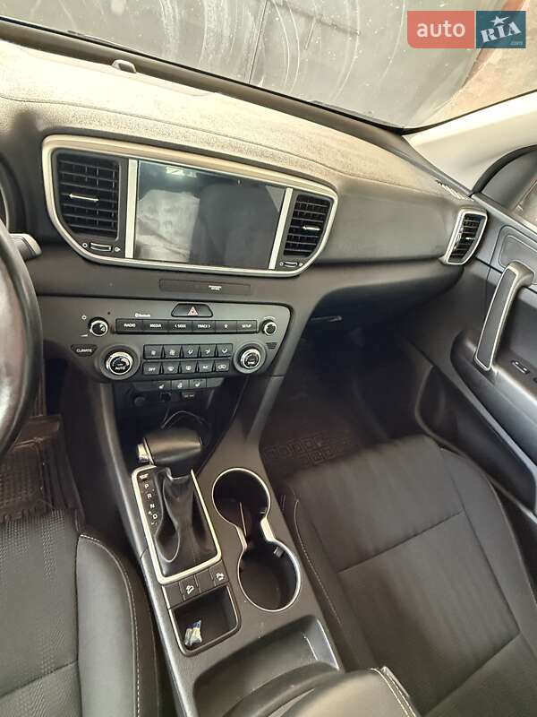 Внедорожник / Кроссовер Kia Sportage 2020 в Днепре