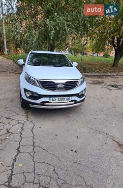 Позашляховик / Кросовер Kia Sportage 2012 в Харкові