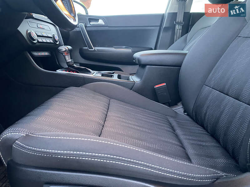Позашляховик / Кросовер Kia Sportage 2016 в Львові фото 57 Позашляховик / Кросовер Kia Sportage 2016 в Львові
