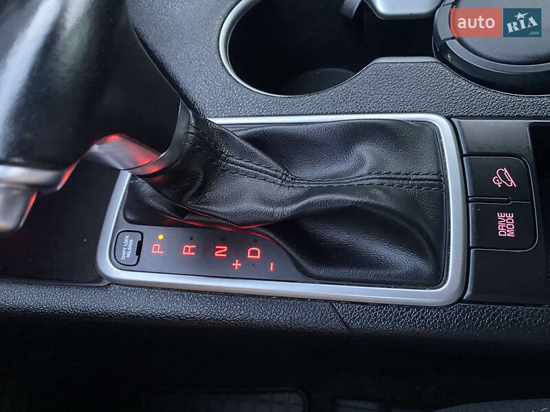 Позашляховик / Кросовер Kia Sportage 2016 в Львові фото 69 Позашляховик / Кросовер Kia Sportage 2016 в Львові